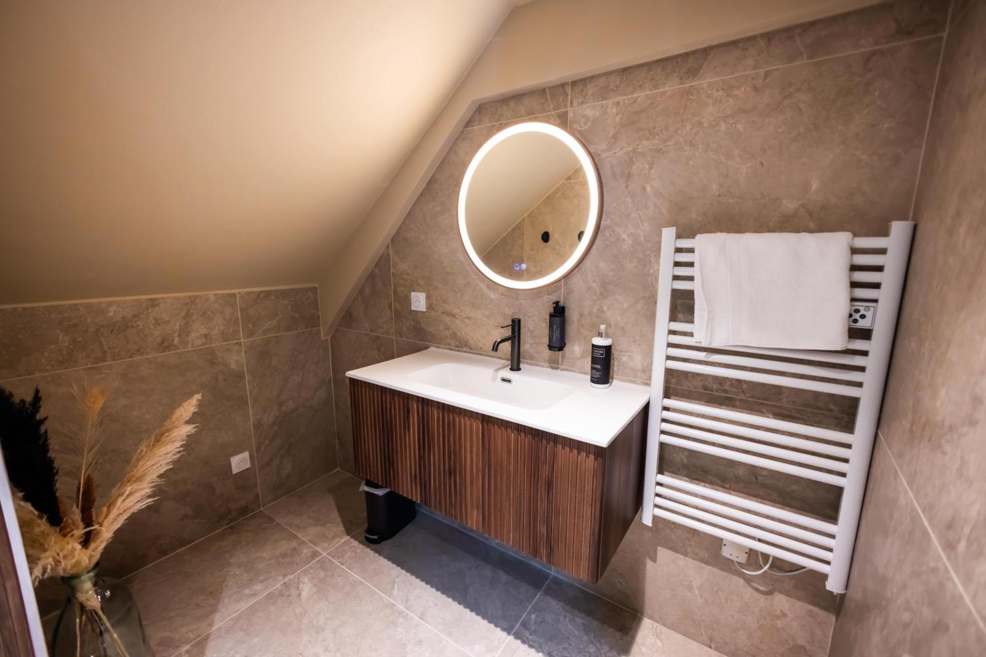 Eden Room - Luxe, Balneo & Sauna Le Mans Extérieur photo